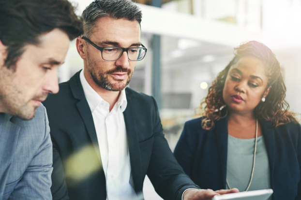 personeel-uitwisselen iemand zet het uitwisselen van personeel in kaart